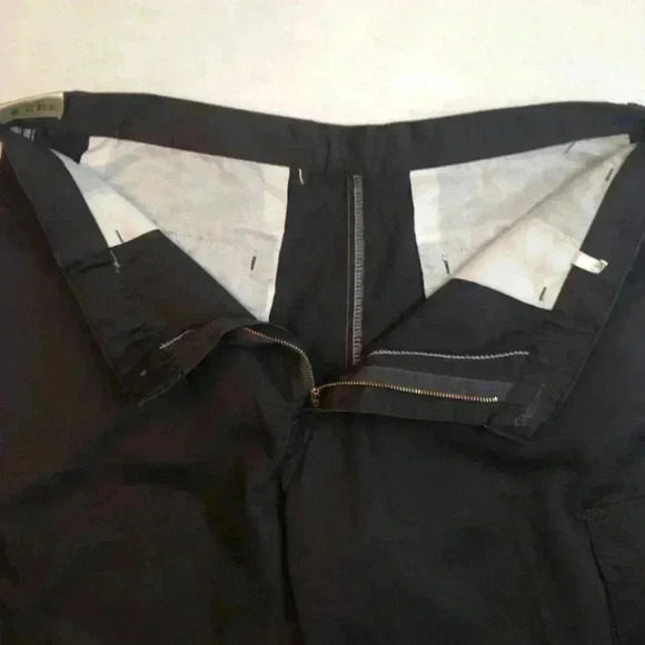 Dockers Gray Flat Front Size 38 Khakis Shorts NWT - Picture 4 of 4